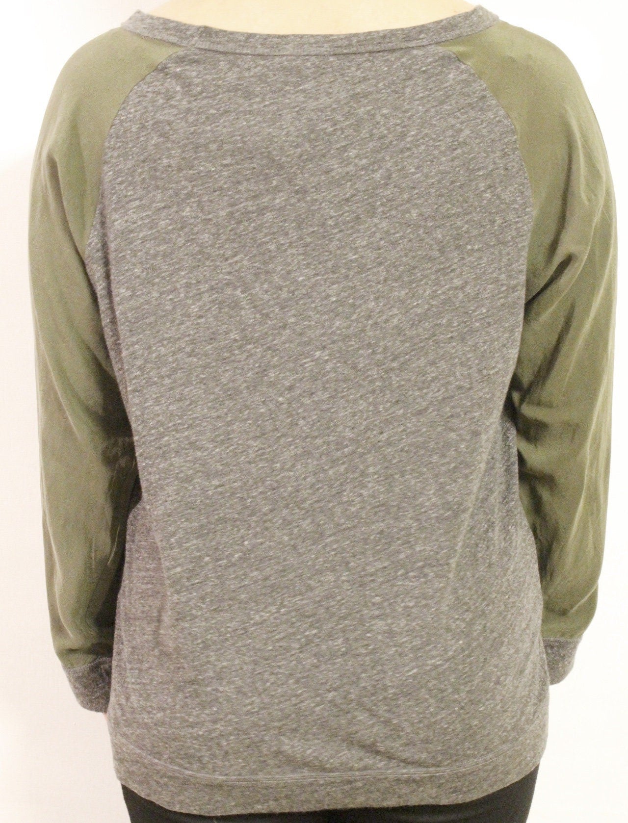 J. Crew vintage Y2K round neck grey sweatshirt with green chiffon sleeves. Womens fitted crew neck pullover jumper. 2000s sweater. Top
