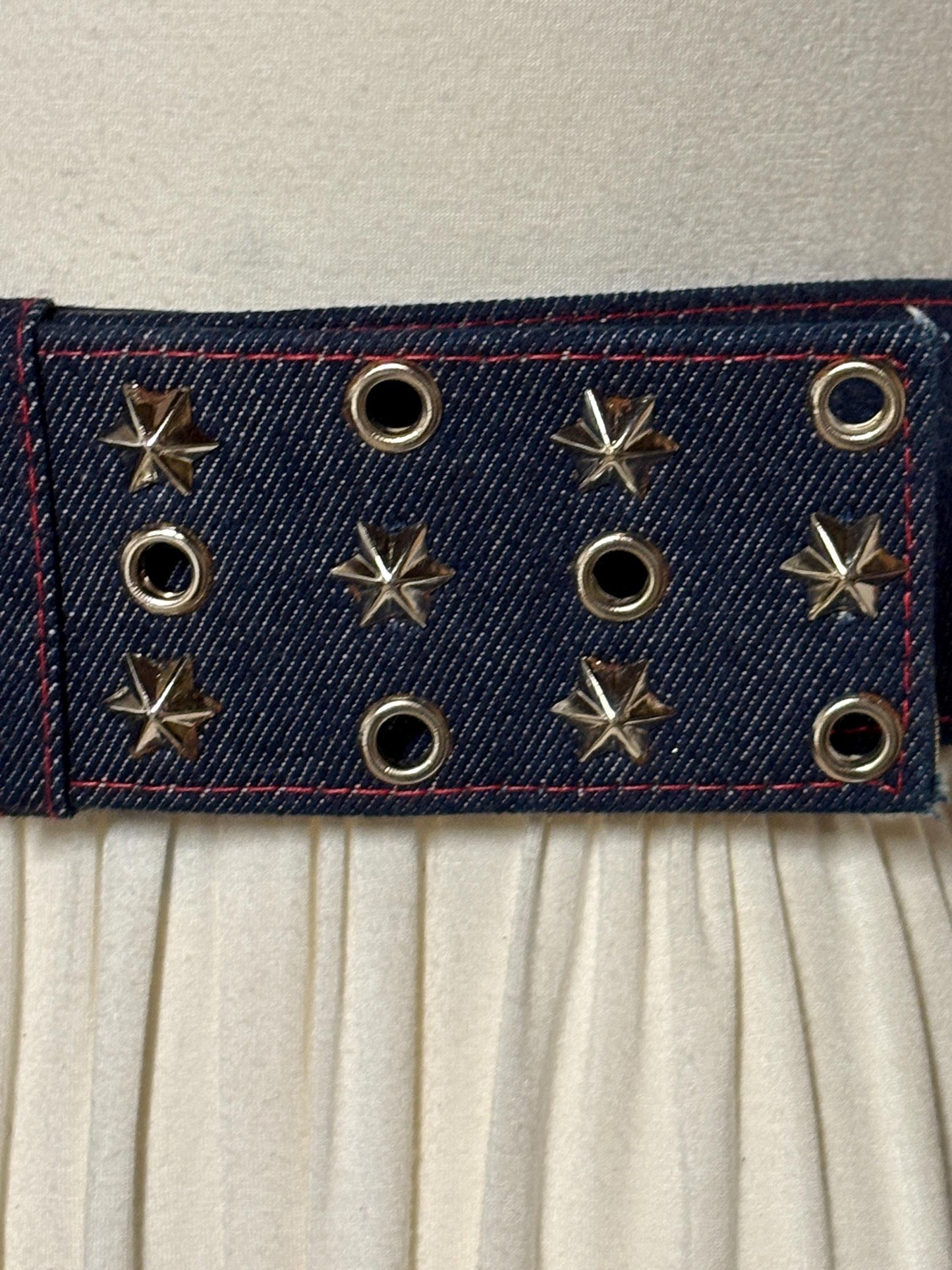 Y2k vintage tall blue denim belt with metal buckle and 3 rows of cool conical star studs and loops. Statement feature piece. 2000s NOS