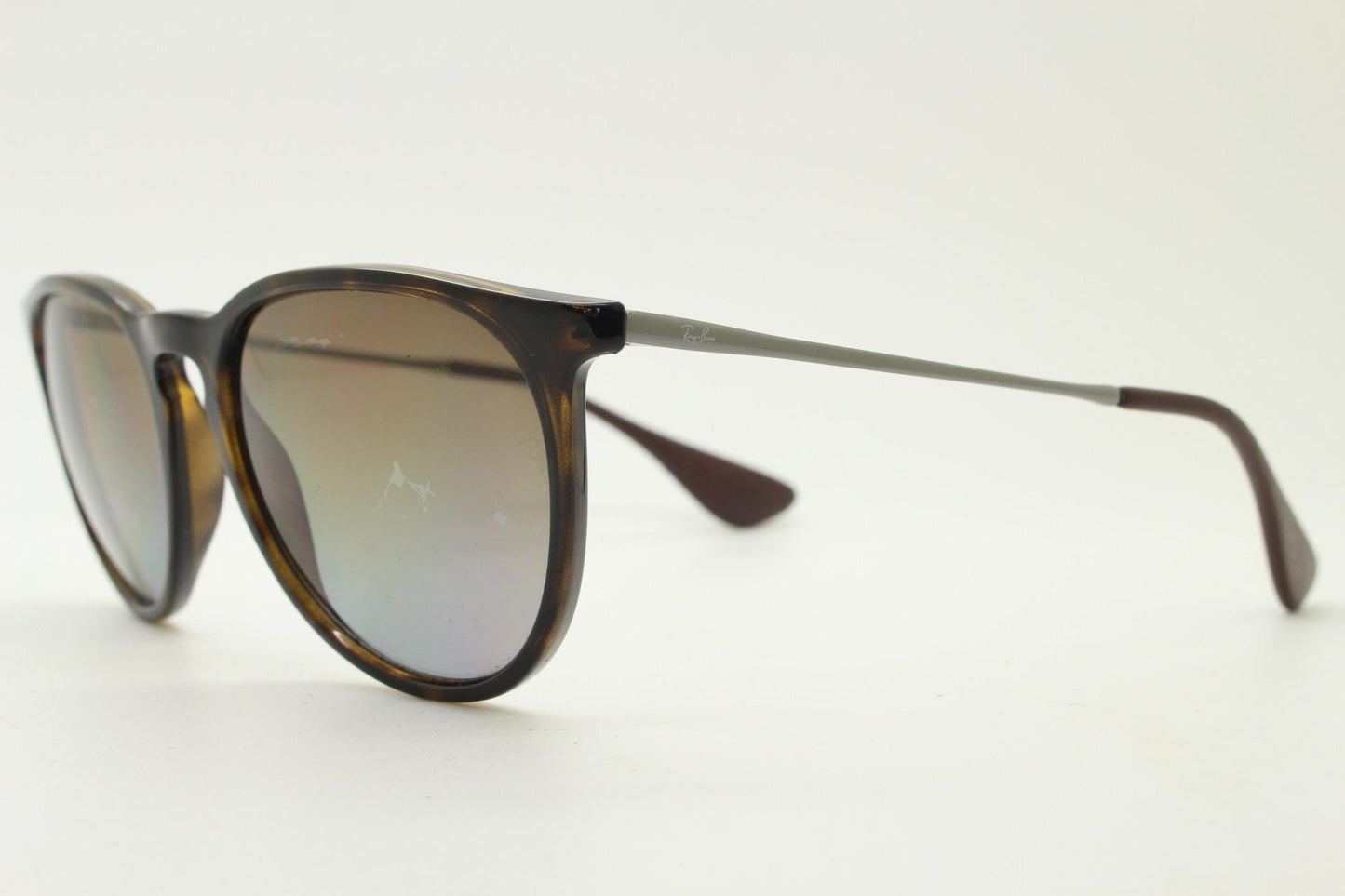 Ray Ban P horn rim sunglasses model 4171 made in Italy. Tortoise gloss lightweight frame with slim metal arms and graduating lenses. Vintage
