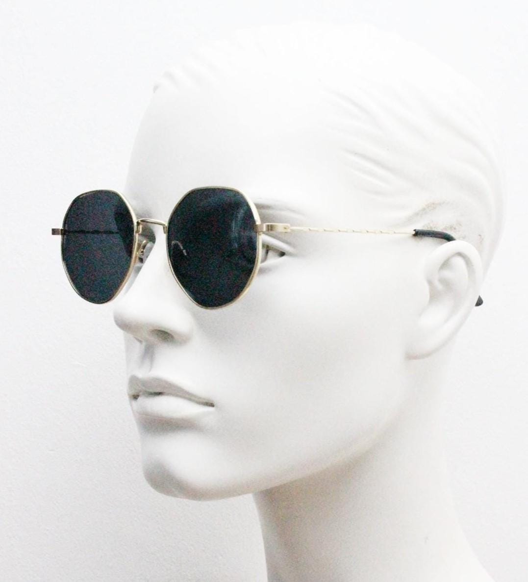 90s vintage modified aviator sunglasses, 6 sided soft angled metal frame in gold chrome with indented patterned arms. Unused NOS