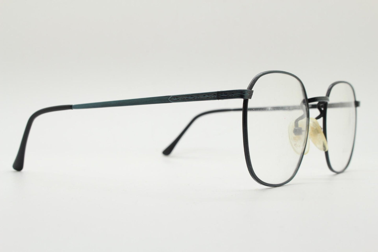 Deja Vu 80s vintage square eye glasses made in Japan. Textured minimal navy metal optical frames. Prescription RX spectacles. Unused NOS