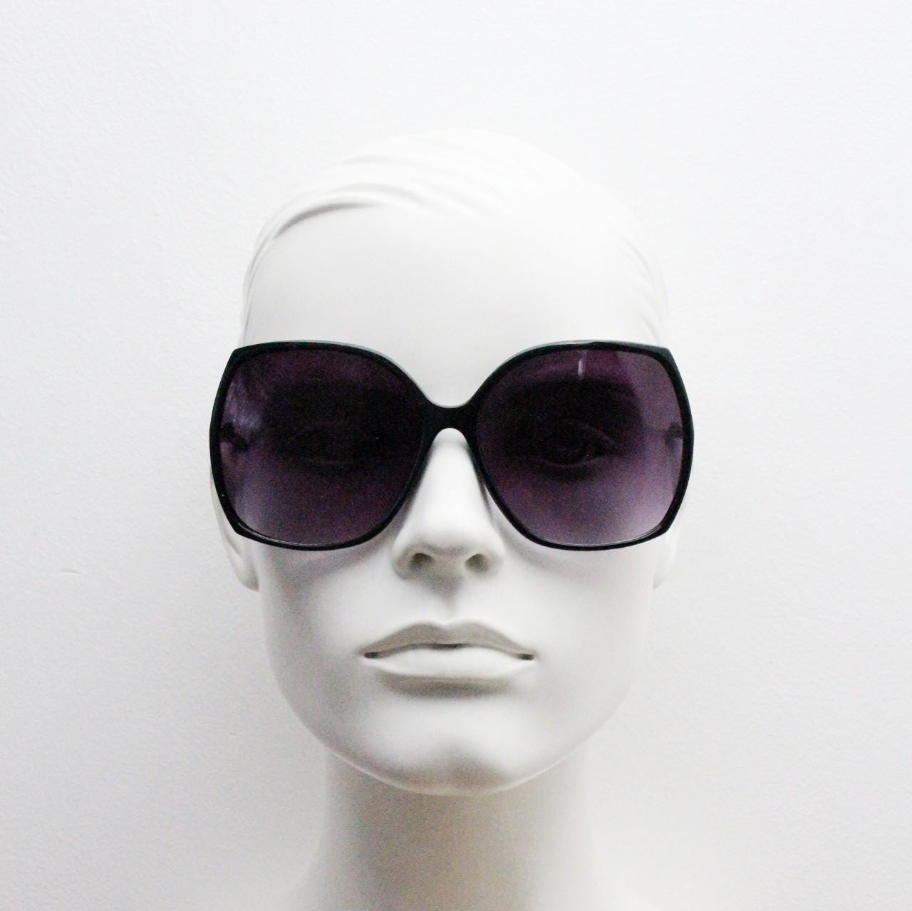 Y2K vintage oversized square sunglasses. Women's big black 70s style frame with ink navy blue lenses. Unused 2000s NOS