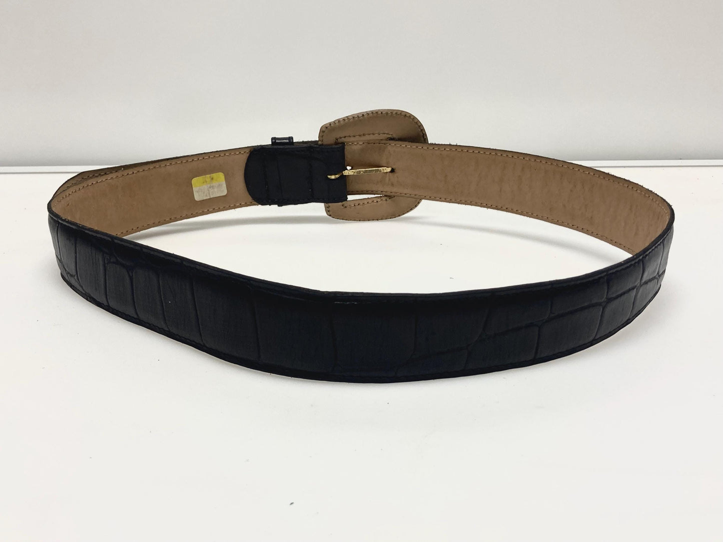 80s vintage womens superior quality belt with covered buckle in black. Embossed all genuine leather made to look like crocodile