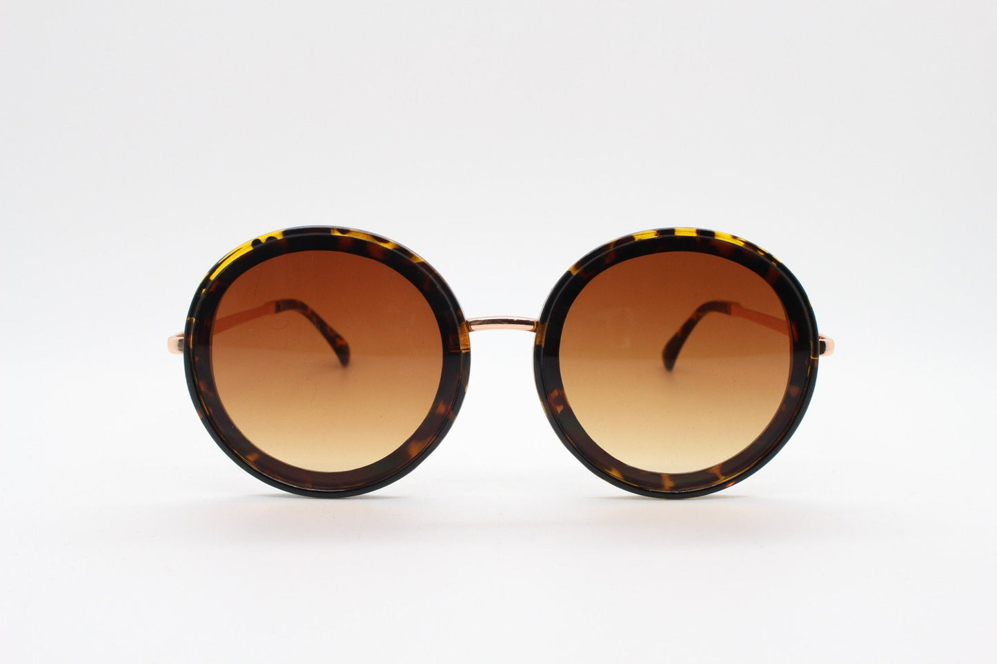 Y2k vintage round sunglasses. Women's tortoise frame with contrasting gold arms and brown flat sultry graduating lenses. Unused BNWT