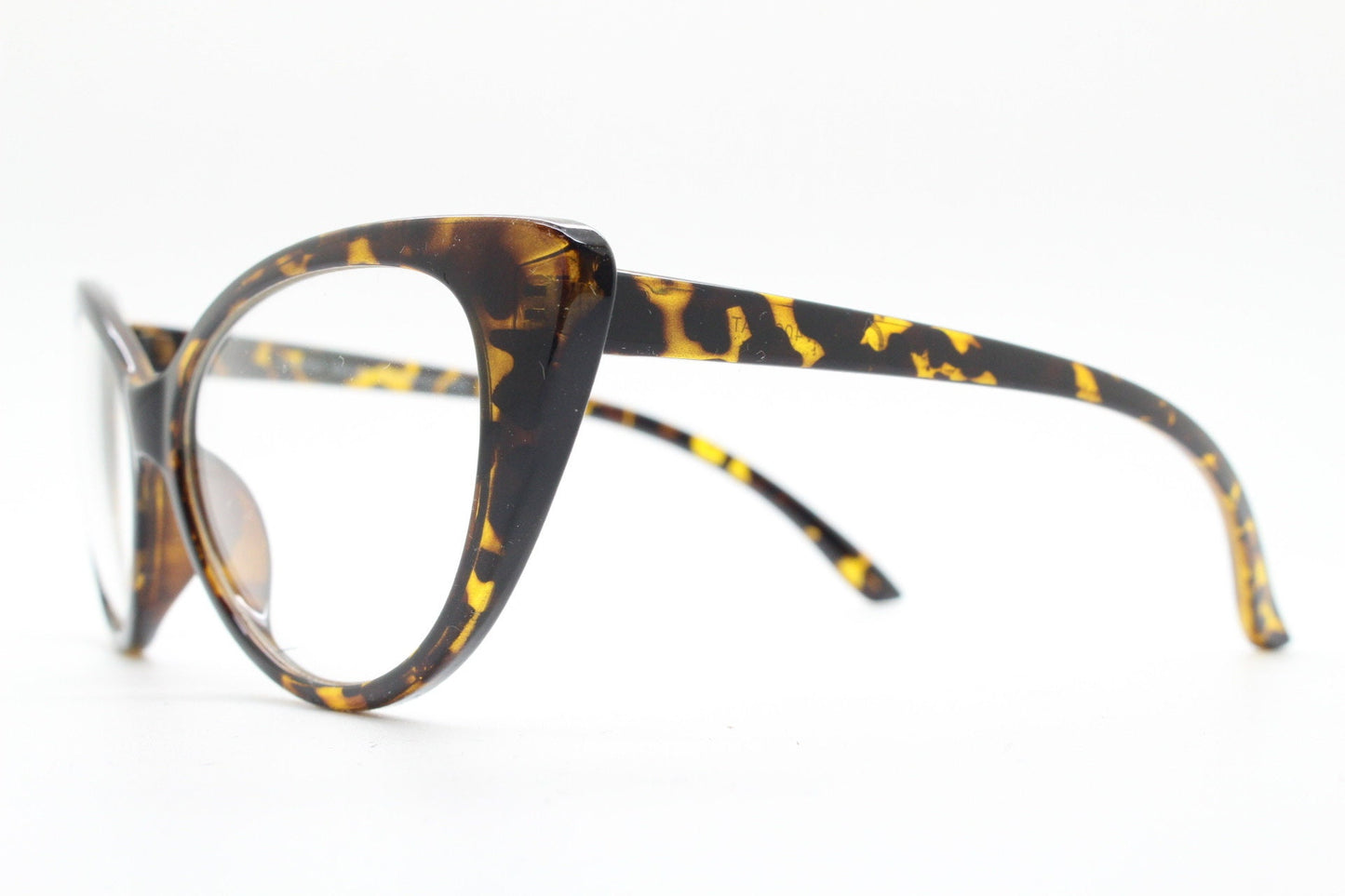 Pointed cat eye glasses. Tortoise vintage clear lens optical frames. Y2K womens prescription eyeglasses. 50s design rockabilly spectacles