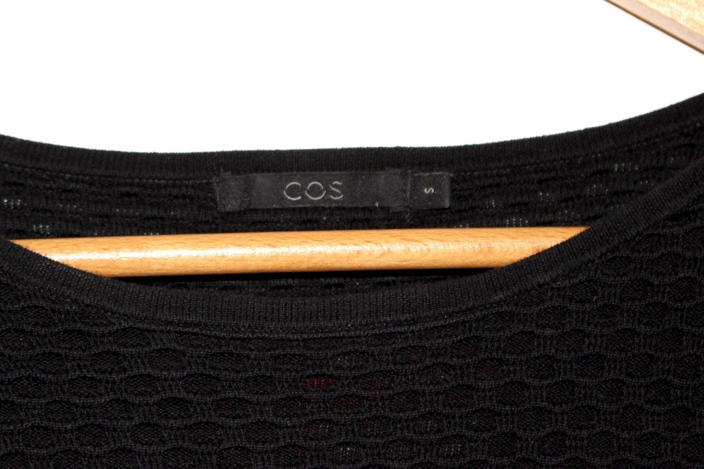 COS vintage Y2K round neck black waffle sweatshirt. Womens crew neck pullover jumper. 2000s sweater top. Long sleeve tunic dress