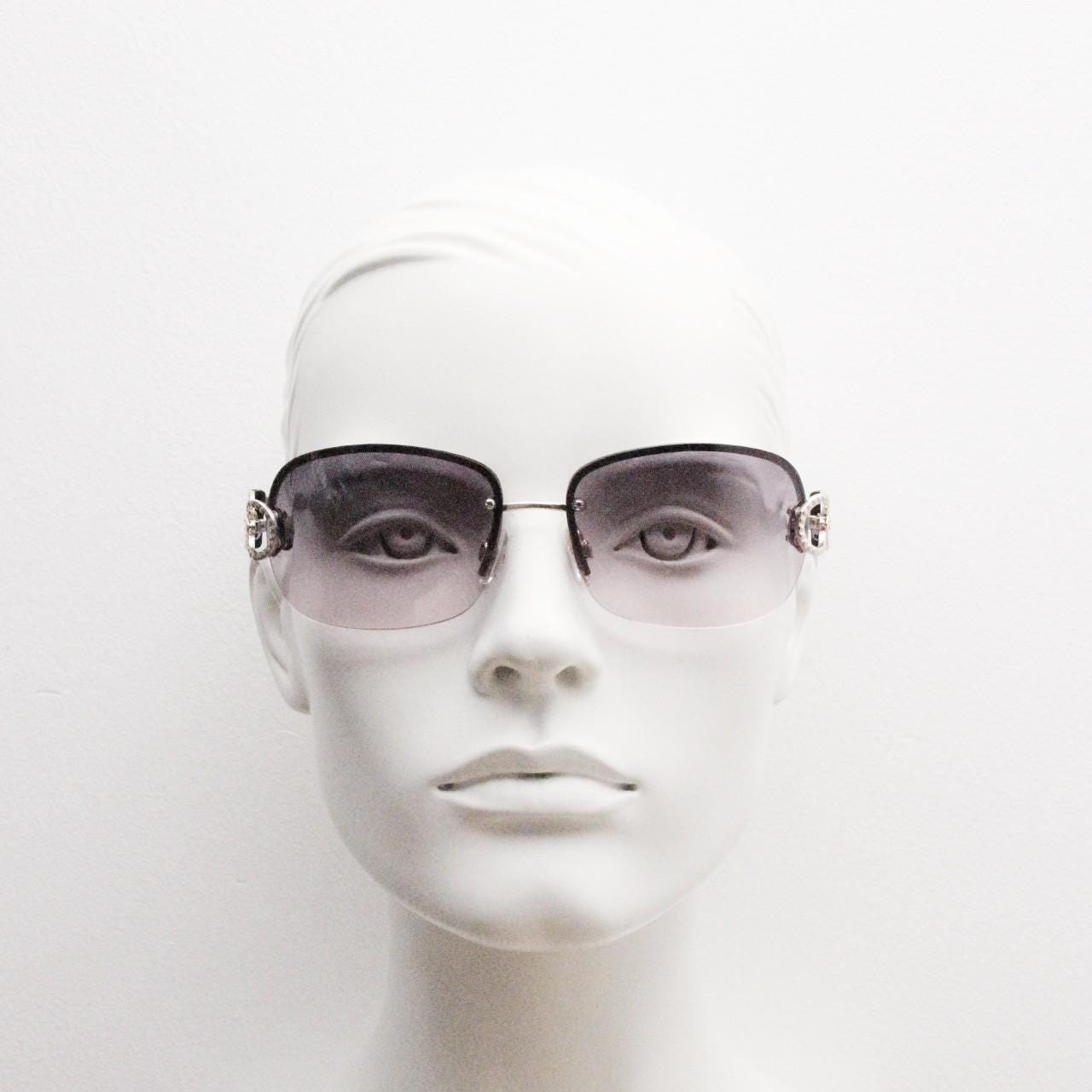 Y2K vintage rectangular sunglasses. 2000's half frame with light tone curved graduating lenses and chrome temple circles. 00's