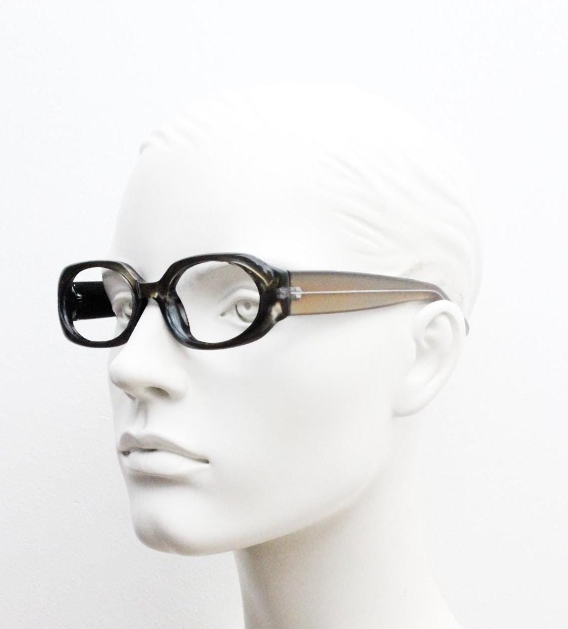 90s Vintage oval thick frame eye glasses. lustrous pearlised look acetate optical spectacles with tall arms. Prescription RX NOS