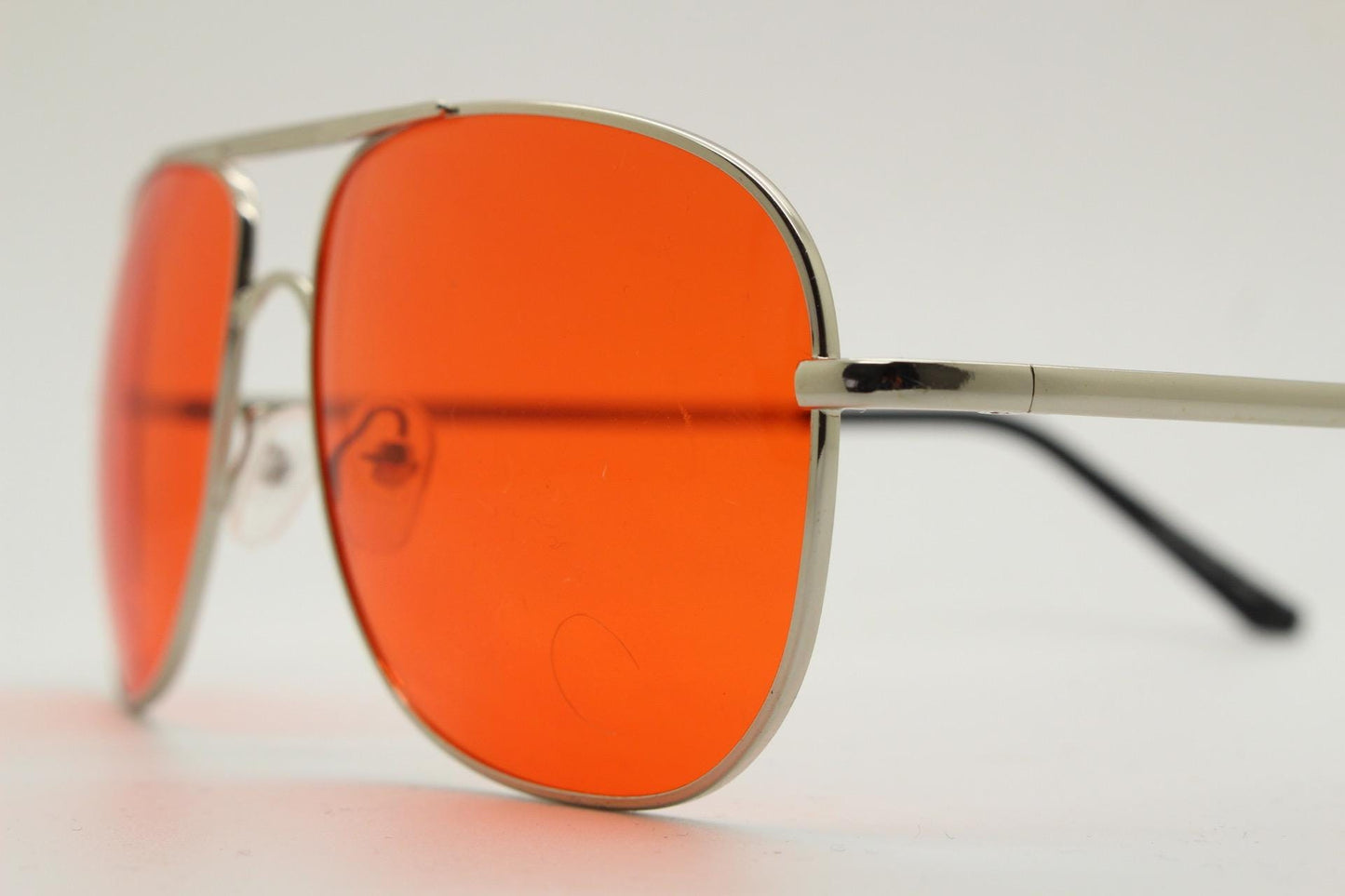 Y2K vintage square aviator sunglasses. Silver chrome metal frame 70s design aviators with intense red lenses. 2000s. Unused NOS