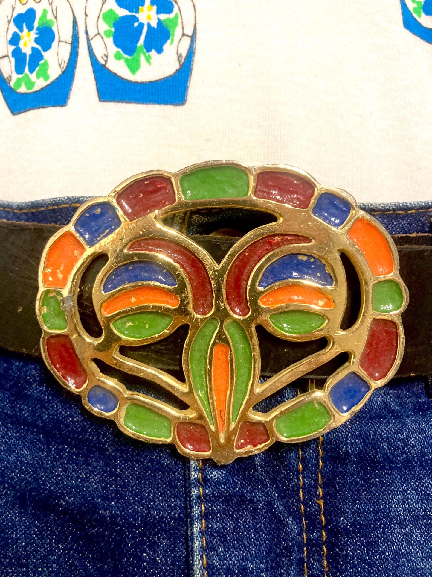 70s vintage womens dress or jeans belt with big round fancy buckle. Gold with multi colour indented patterns. Raw home made finish. NOS