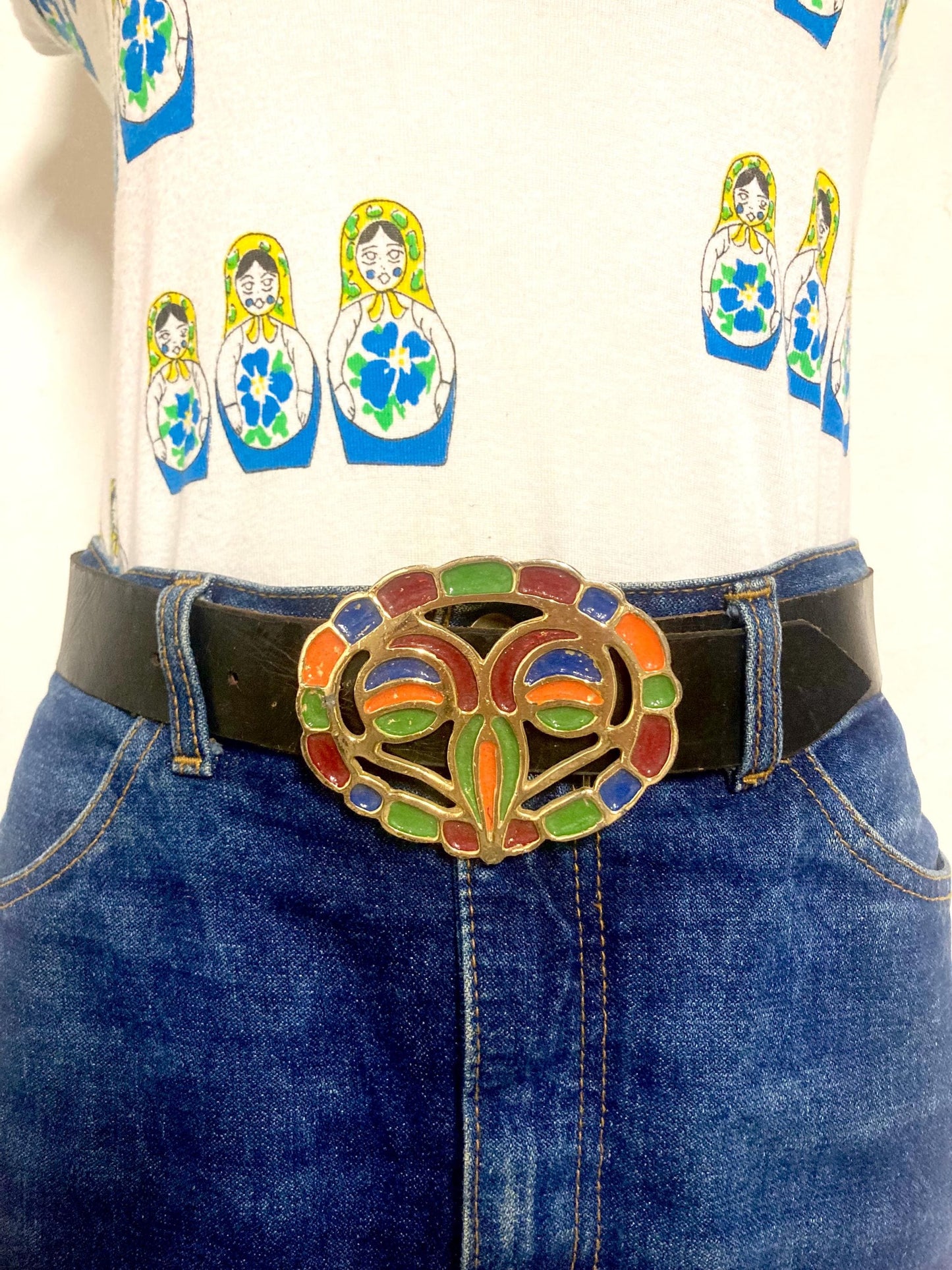 70s vintage womens dress or jeans belt with big round fancy buckle. Gold with multi colour indented patterns. Raw home made finish. NOS