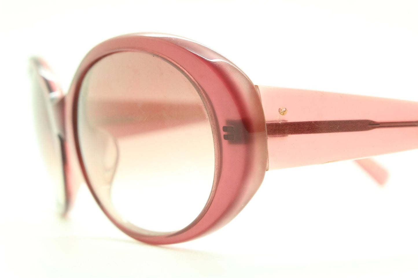 Rebecca Taylor Y2K chunky oval sunglasses made in Japan. Womens transparent pink frame with sensational graduating lenses. Designer vintage
