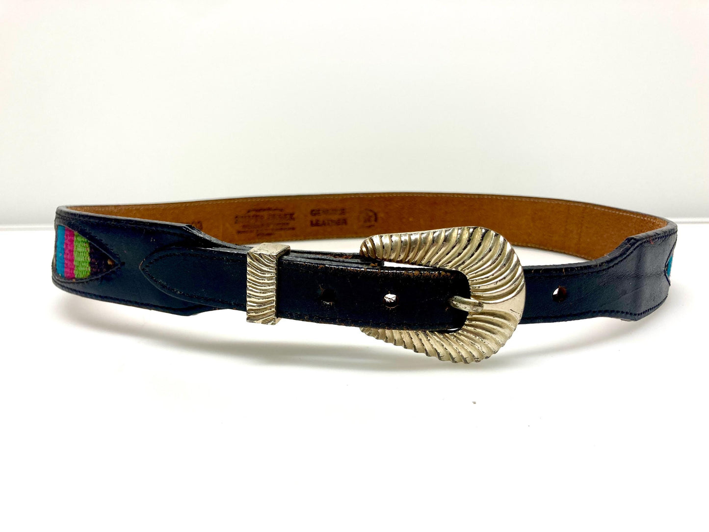 Leegin 80s vintage Silver Creek Collection Native American belt. Leather cutout overlay on tapestry backing. Changeable buckle. USA made NOS