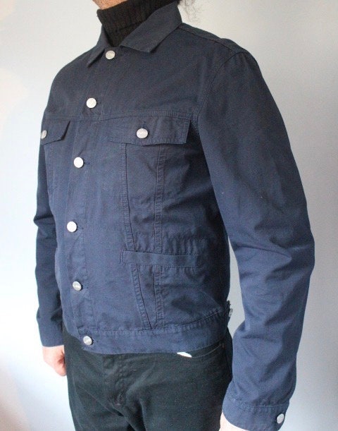 Iceberg button bomber 4 pocket jacket. Mens navy all cotton waist length chore, work design with logo stamped buttons. Icejeans vintage