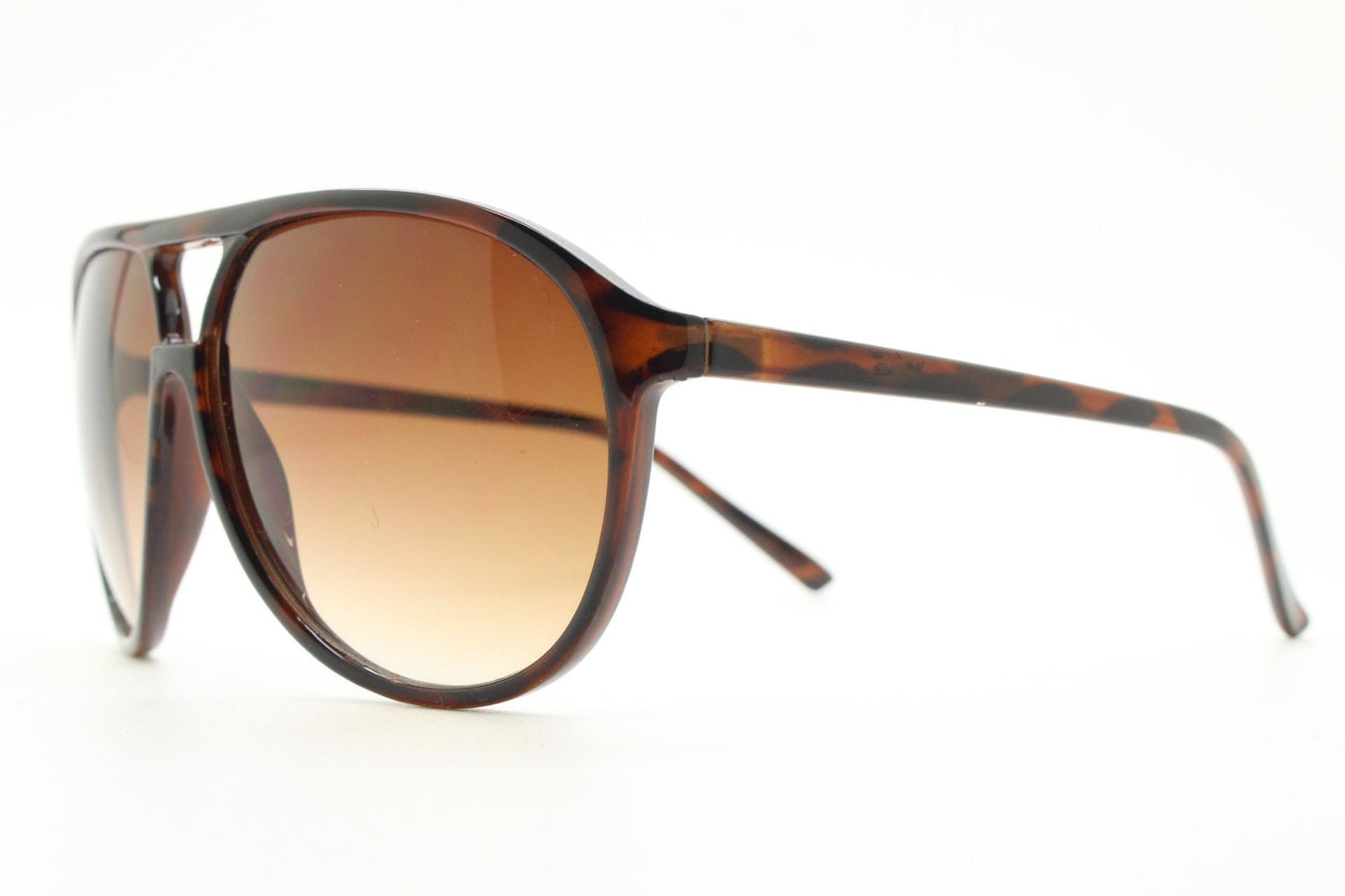 Y2K vintage teardrop aviator sunglasses. 2000's transparent brown frame with graduating lenses. 70s design. 00's NOS aviators
