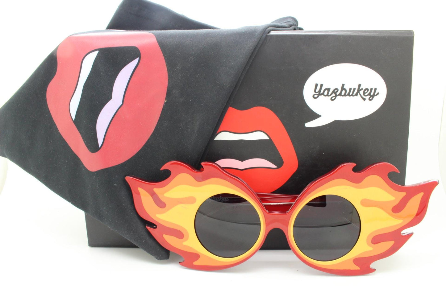 Yaz bukey fantasy fireball sunglasses made in Japan by Linda Farrow. Stupendous collectors grail not to be missed. Vintage. NOS full set