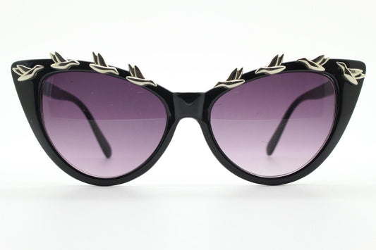 Vintage Y2K cat eye sunglasses. 2000s womens black gloss cateye with charming abstract metal flying birds brow. 50s style rockabilly. NOS