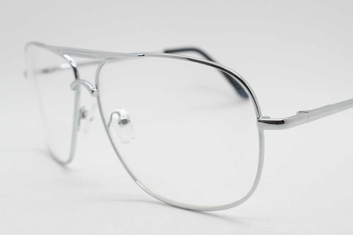 Y2K vintage square aviator glasses. Mens 70s style silver chrome frame with clear lenses. Unused NOS aviators