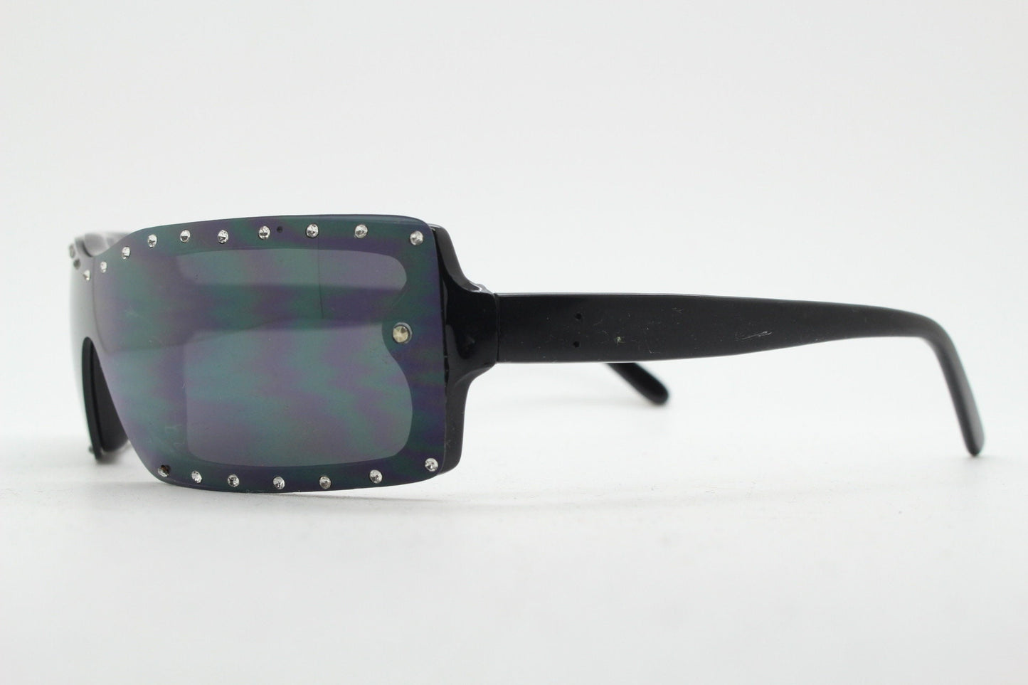 Y2K vintage shield sunglasses with diamante. Black wrap around mini mask style with curved mono lens. 2000s unused NOS. Visor