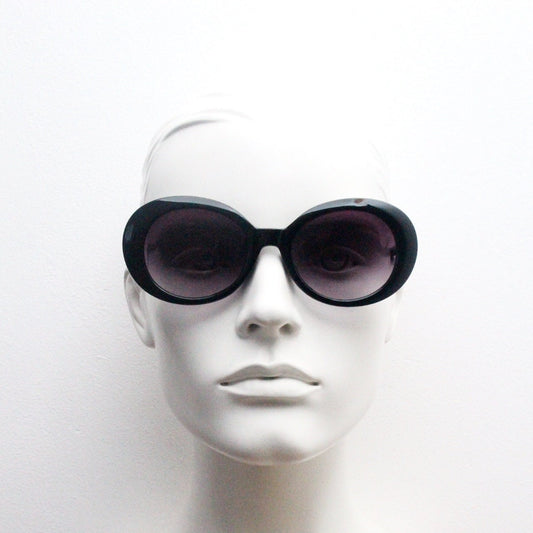 Y2k vintage oversized round sunglasses. Women's big 60s mod design black frame with smoky gradient lenses. Unused NOS. Clout goggles