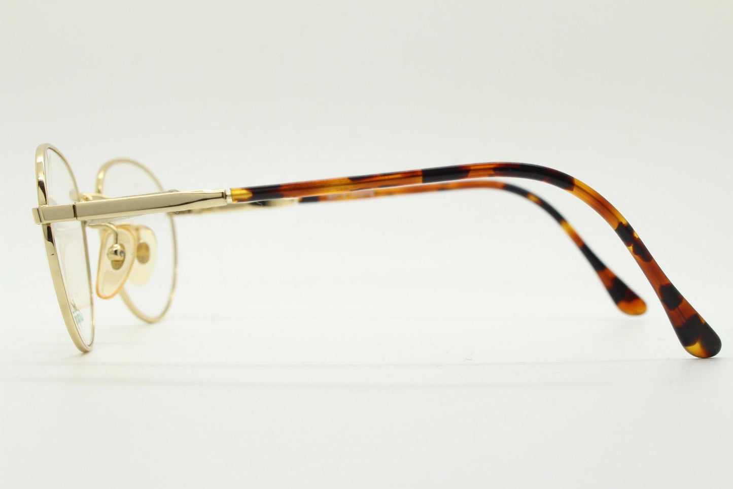 90s vintage round panto metal eye glasses by Best Co. Minimal gold optical frames with tortoise arms. Prescription eyeglasses. RX spectacles