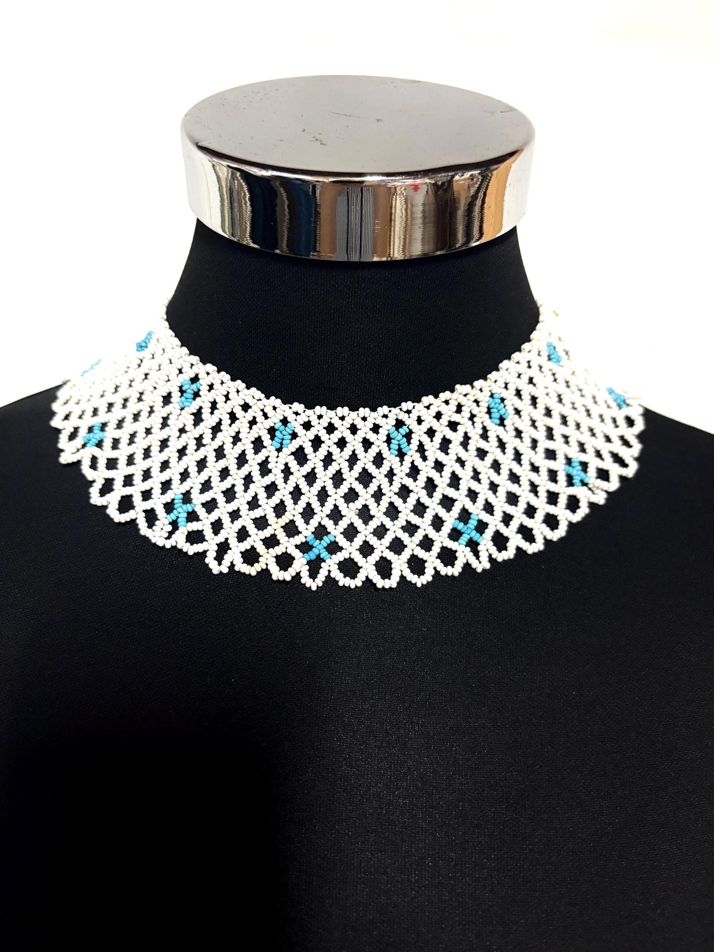 80s vintage beaded lattice collar necklace. Small white beads mixed with blue "x" patterns. Womens large versatile choker. Unused NOS