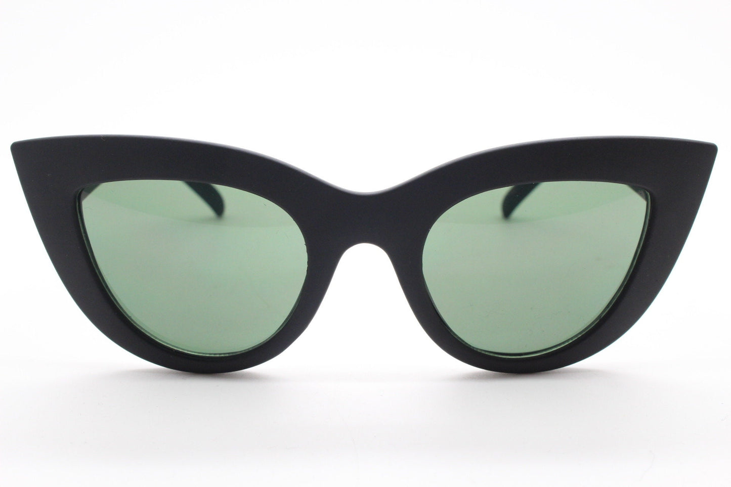 Vintage Y2K cat eye sunglasses. 2000s womens black solid frame cateye with green lenses . 50s style rockabilly pin up. NOS catseye