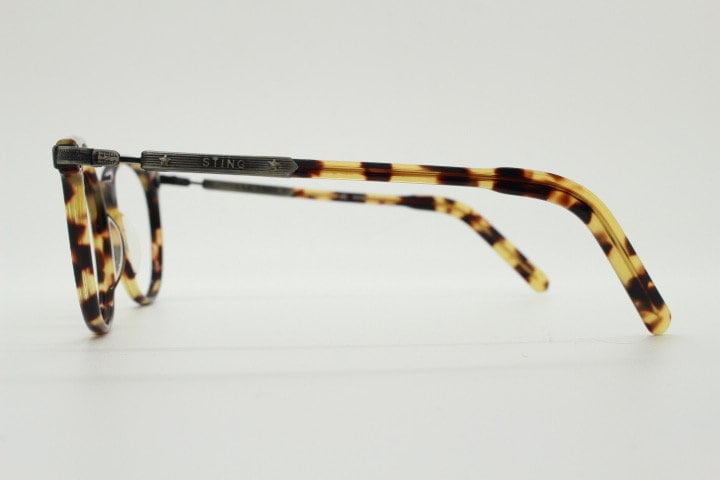 Sting 90s vintage round eye glasses made in Italy. Honey tortoise acetate optical frames. 40s retro design. Prescription eyeglasses. RX