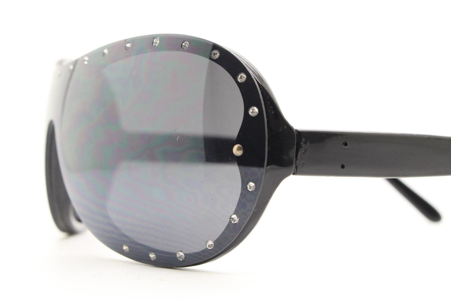 Y2K vintage visor aviator sunglasses with diamante. Black wrap around mini mask shield design with curved mono lens. 2000s NOS. Rhinestone