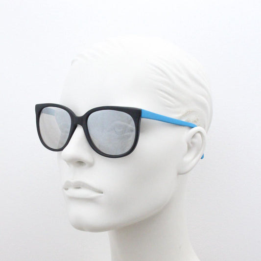 80s vintage 2 tone round cat eye sunglasses. Matt black flexible frame with blue arms and mirror lenses. NOS. Ski. Rave