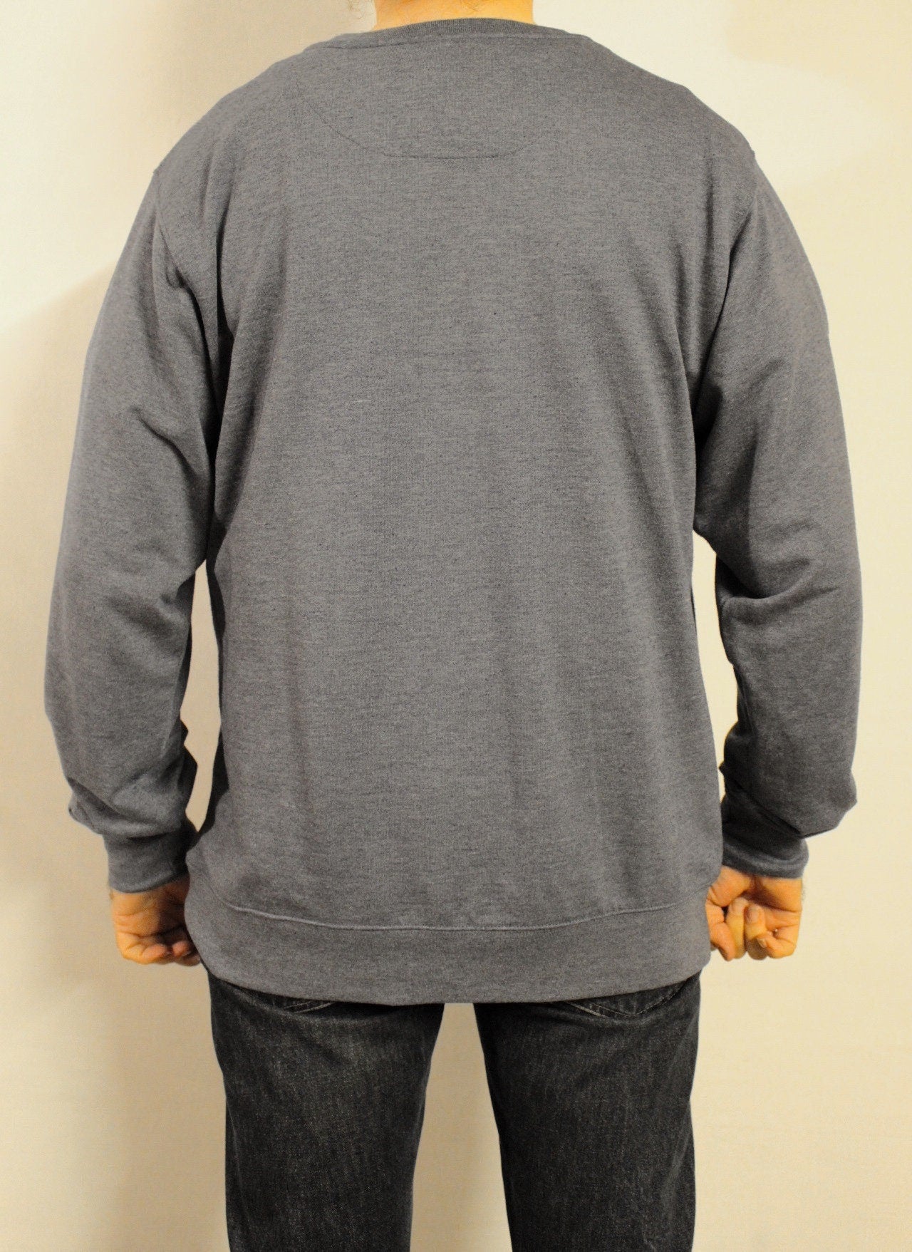 Manhattan Skyline printed sweatshirt. Blue crew neck pullover with bold graphic print. Round neck jumper. Mens medium. Unused NOS