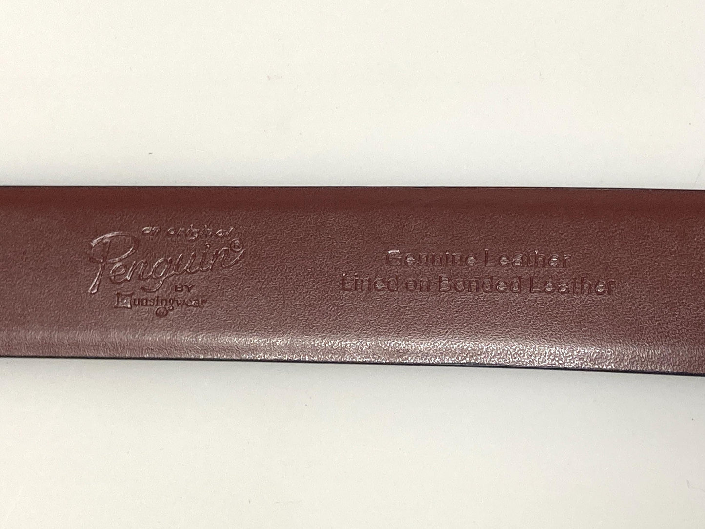 Original Penguin black genuine all leather smart trouser belt. Seamless bonded bevelled edge design. Original Munsingwear. Mens vintage NOS
