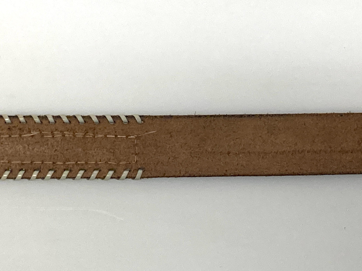 80s vintage thick Leather Native American Indian style belt. Full beaded applique, looped tape edge, embossed pattern and textured buckle
