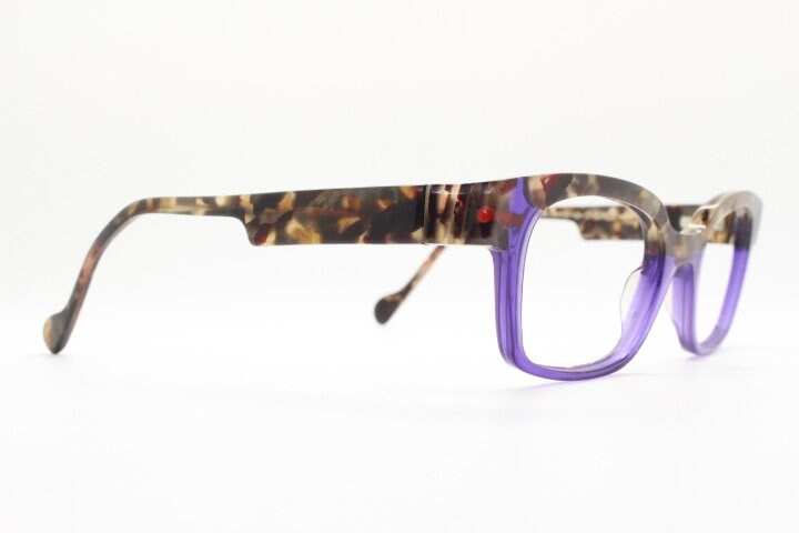 Anne et Valentin rectangular eye glasses made in France model 1330. Marbled tortoise acetate optical frame with purple tone. Prescription RX