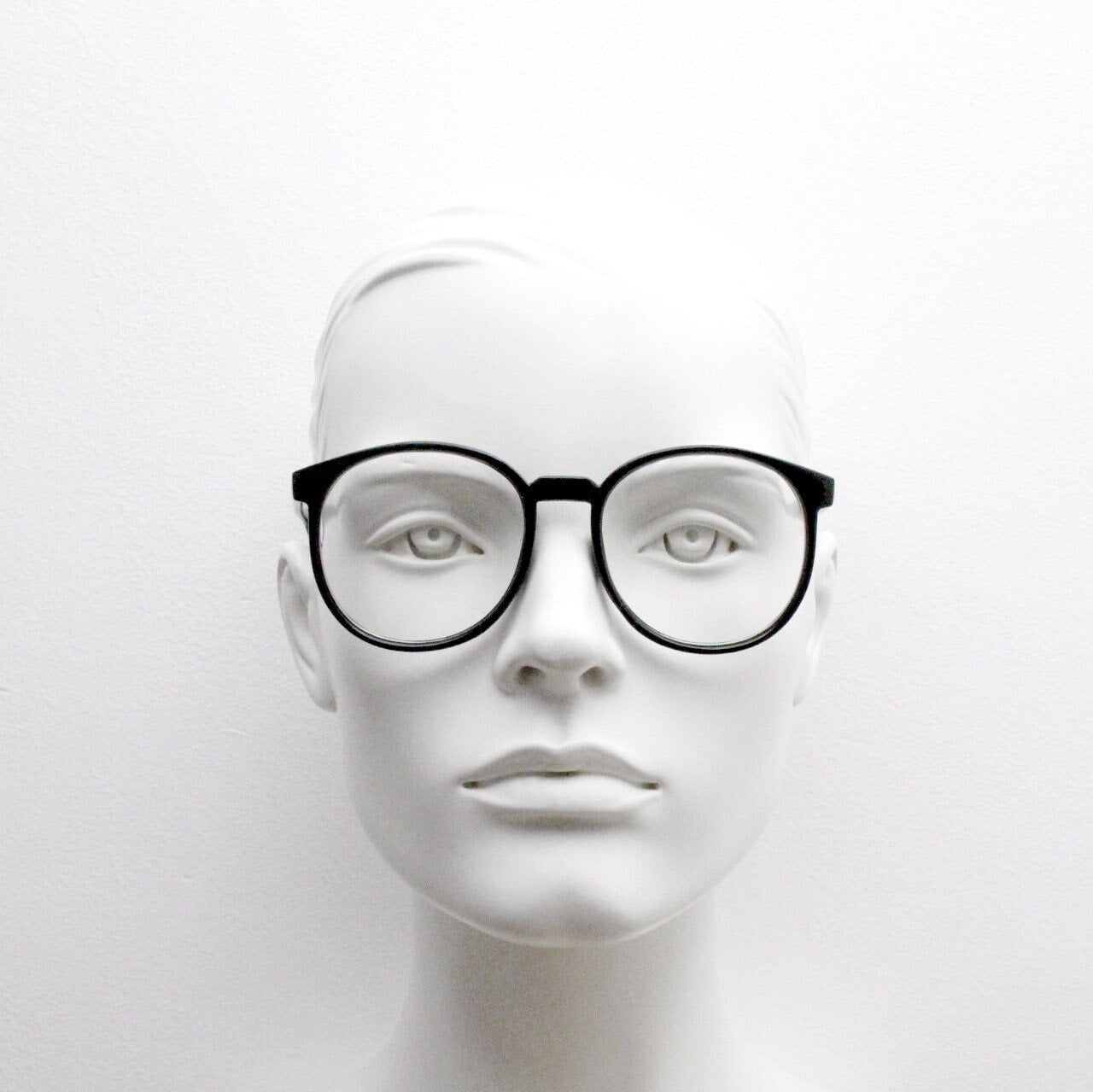 80s vintage black round glasses. Slightly oversized optical frames. Prescription eyeglasses with clear lens. RX spectacles