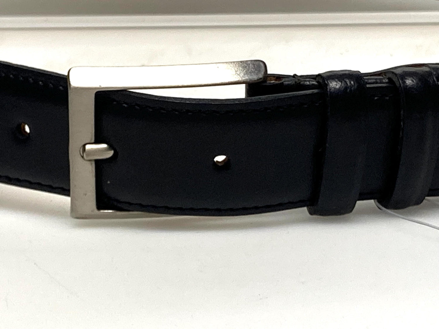 90s vintage black genuine leather belt made in Italy by Joseph Di Pino. Minimal straightforward design with stitched sides. BNWT