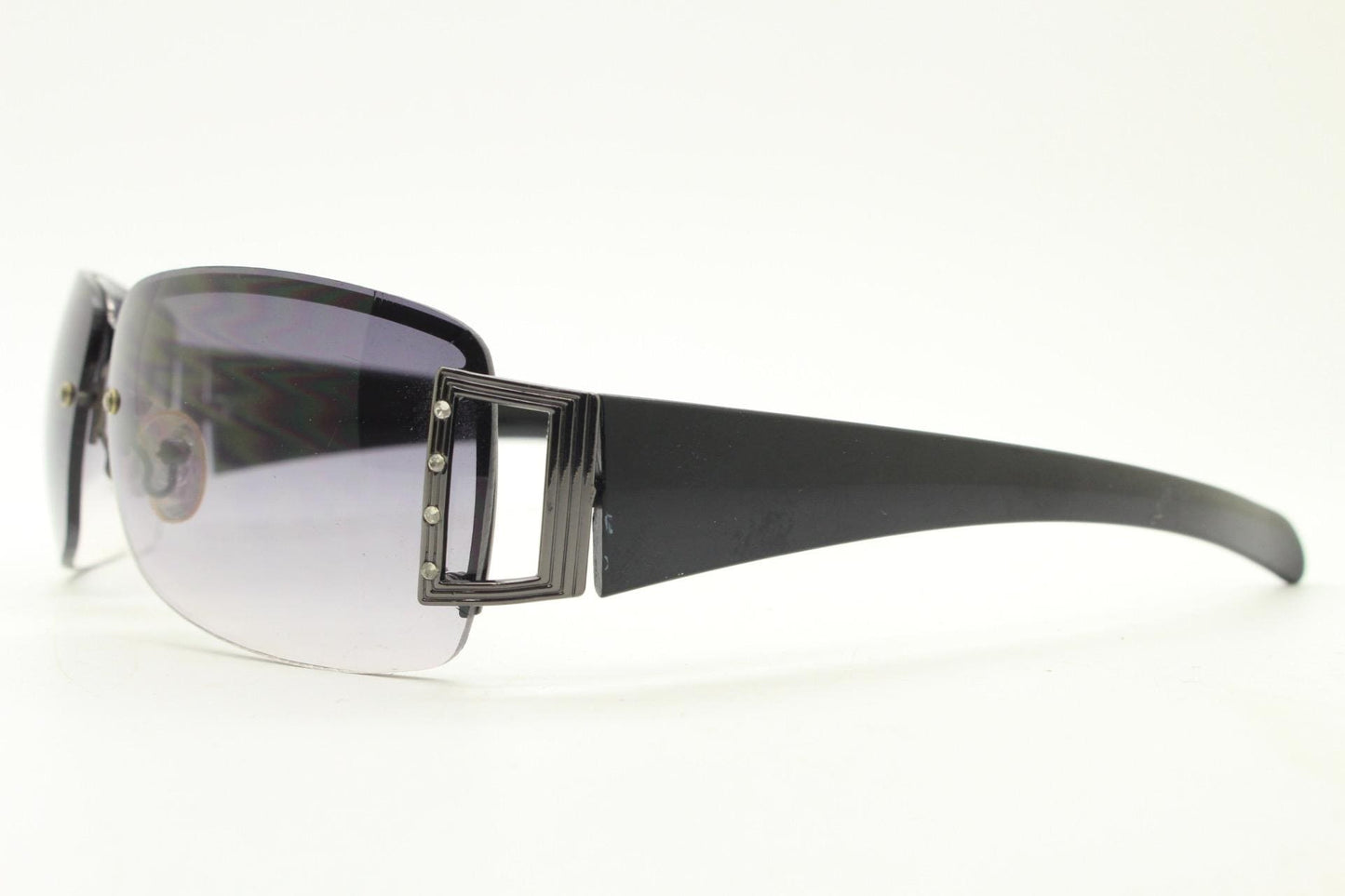 Y2K vintage rectangular wrap around sunglasses. Black half frame with grey metal trim, diamante detail and graduating lenses. Rhinestone