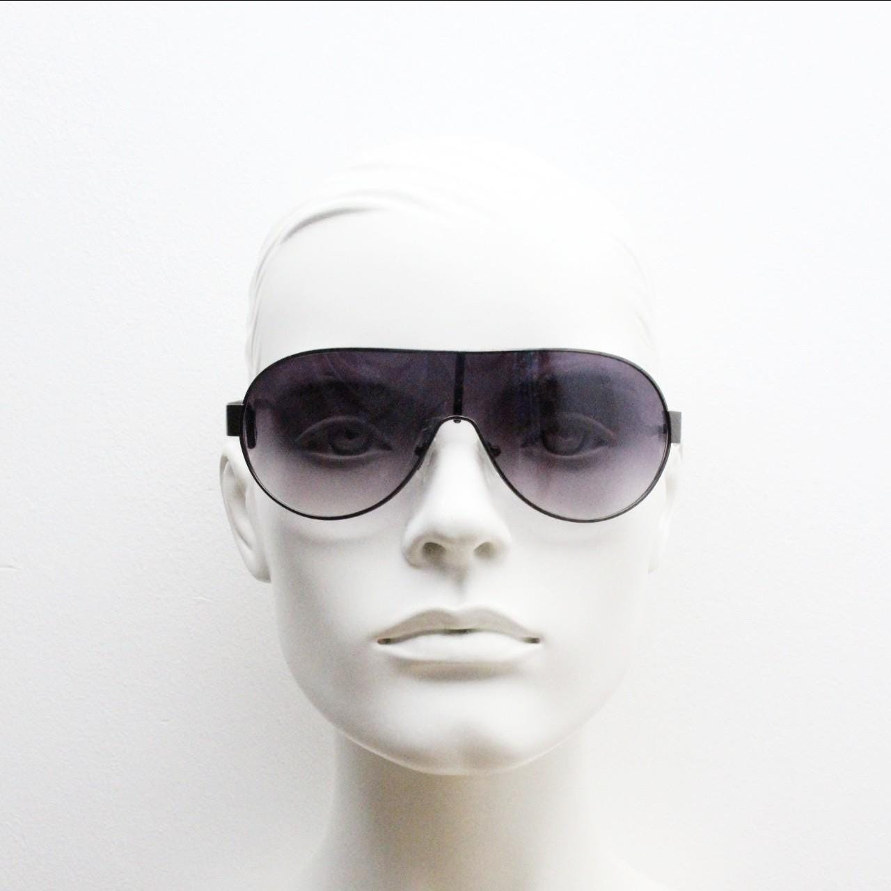 Y2K vintage large mask aviator sunglasses. Grey curved wrap around shield design with graduating monolens and cut out arm stripes. 2000s NOS