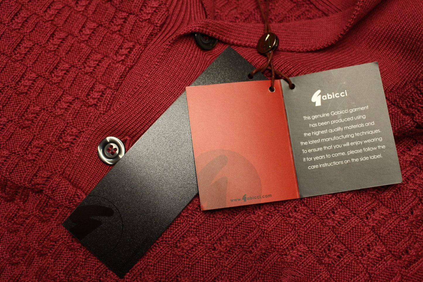 Gabicci vintage waffle knit pullover jumper with small buttoned shawl collar. Mens red sweater. Size XL. NOS clearance item -rrp 80 GBP