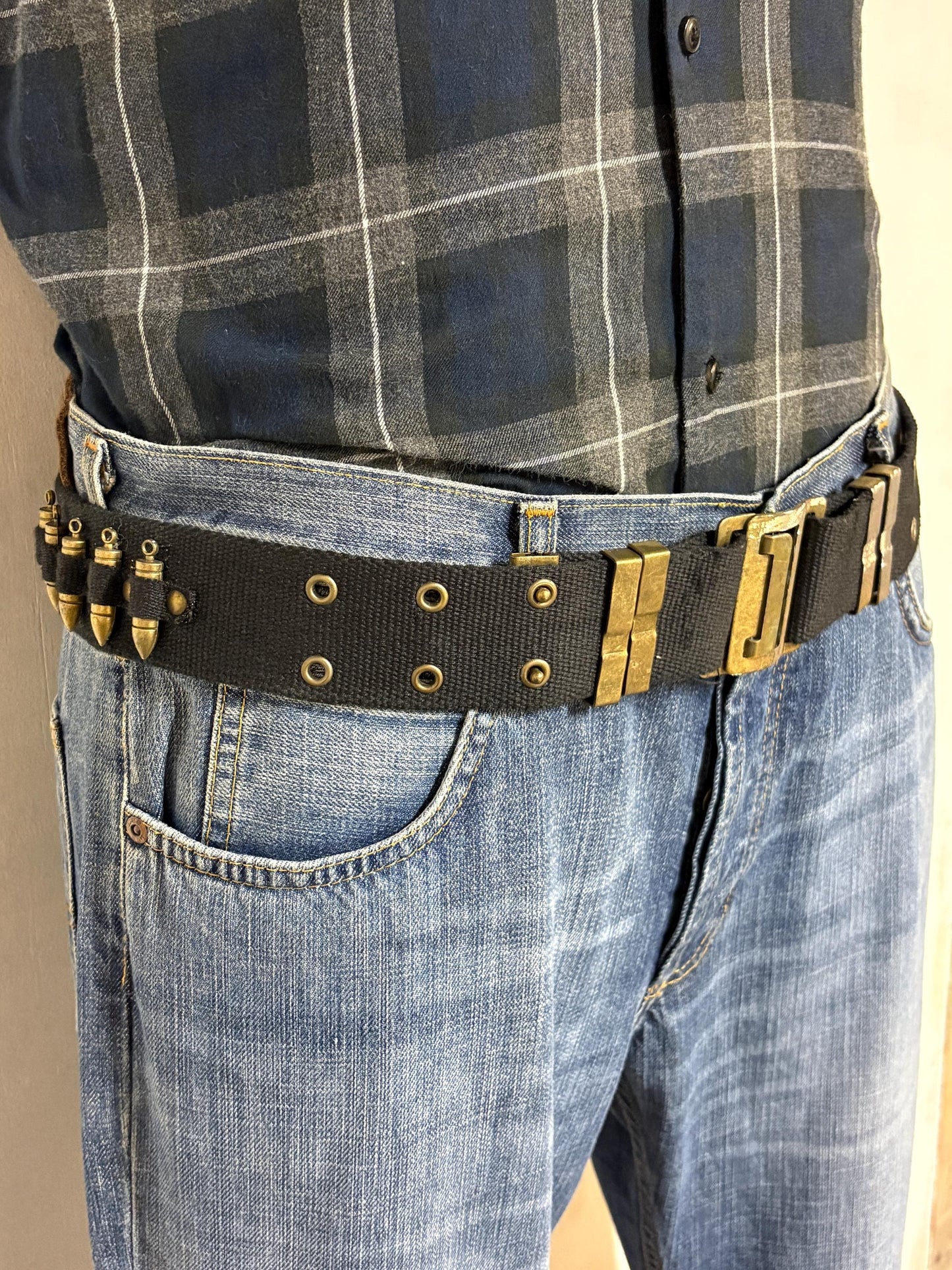 90s vintage army webbing bullet belt. Thick black canvas with distressed metal hardware. Fully adjustable. Bullets incl. Hunting. Webbing