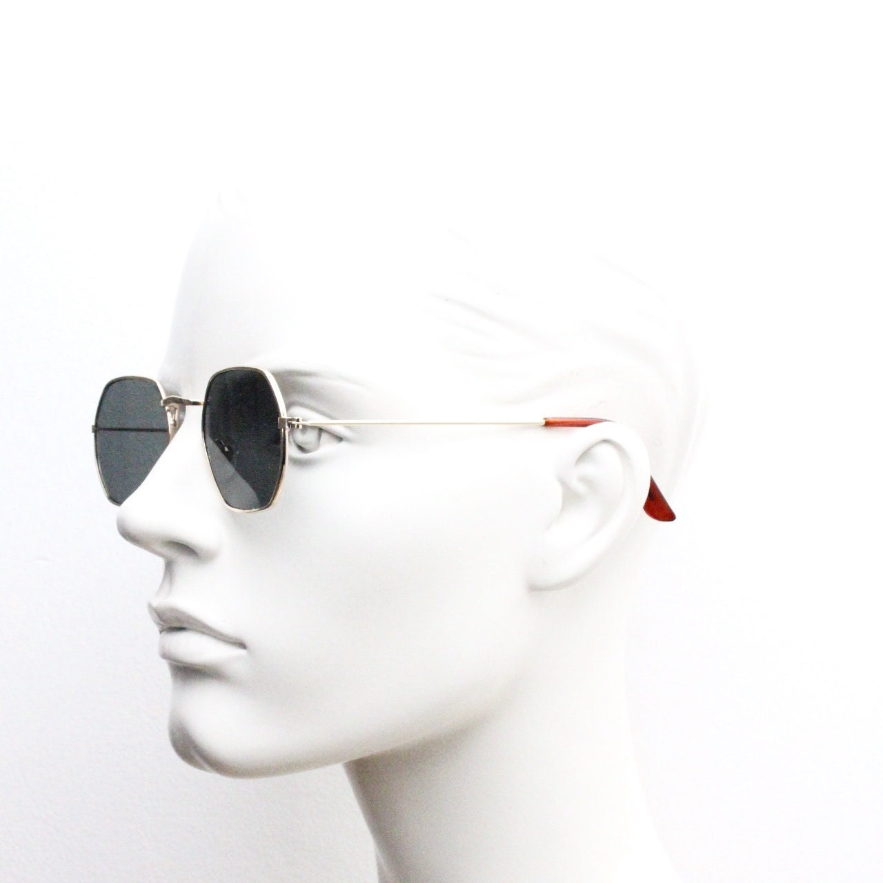90s vintage hexagon sunglasses. Low profile slim gold 60s design frame with flat green lenses Octagon