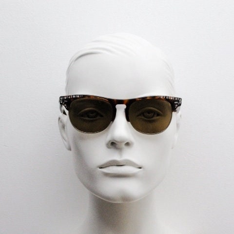 80s vintage browline diamante sunglasses. All time classic design in tortoise gloss with gold half rim and rhinestones. 50s rockabilly