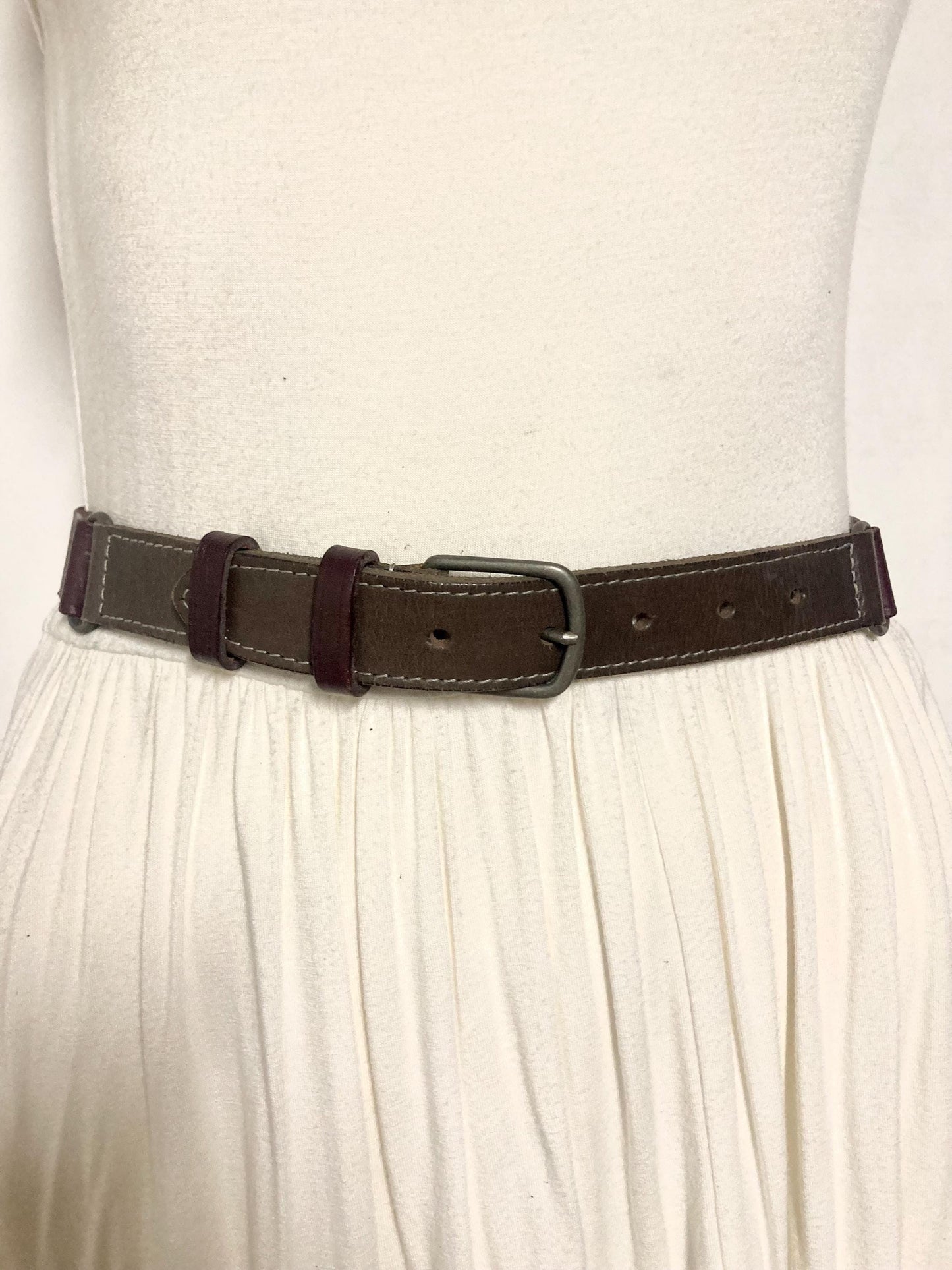 90s vintage 2 tone sectional genuine leather saddle hide belt in oxblood and khaki. For dress or trousers. Made in England by Alexon. NOS