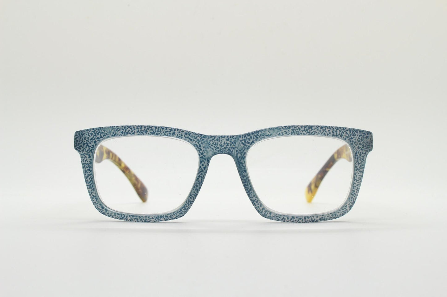 Rectangular Y2K horn rim eye glasses. Contrasting tortoise arms and speckled blue denim look optical frames. Prescription vintage spectacles