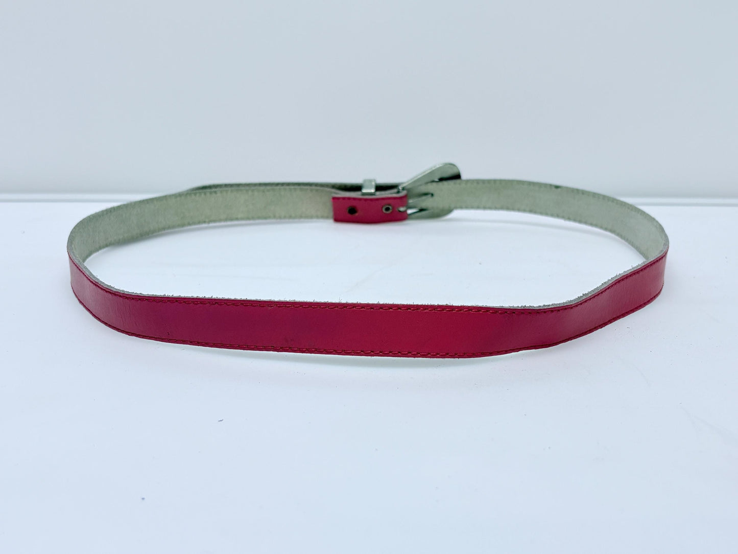 80s vintage womens pink genuine leather 1" country and western belt with fancy steel and brass buckle. For jeans or dress. Cowgirl. NOS