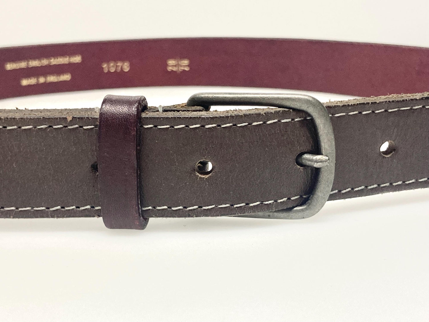 90s vintage 2 tone sectional genuine leather saddle hide belt in oxblood and khaki. For dress or trousers. Made in England by Alexon. NOS