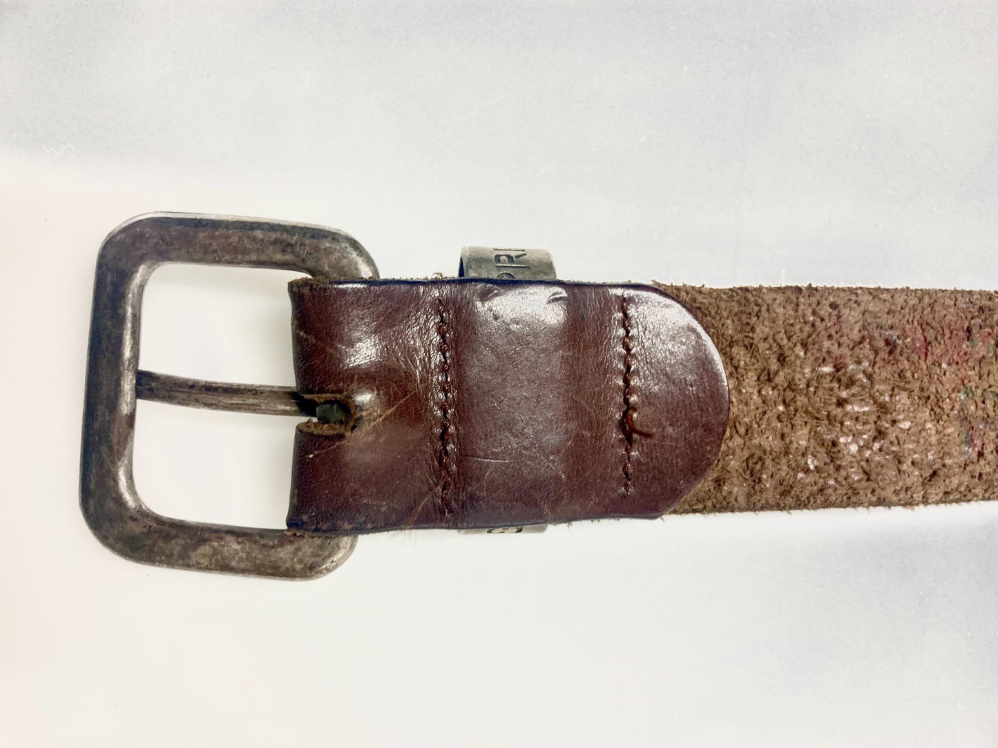 Esprit 90s vintage thick brown genuine leather belt for jeans with brass buckle. Original full grain textured cowhide finish