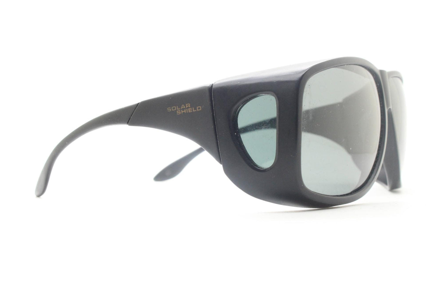 80s vintage massive oversized shield goggle sunglasses with side windows. Big black matt wrap around frame with grey lenses
