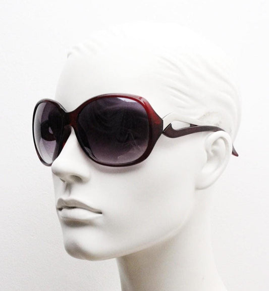 Y2k vintage oversized womens sunglasses. Big bug eye 70s design in deep red with metal arm detail. Authentic 2000s retro. NOS