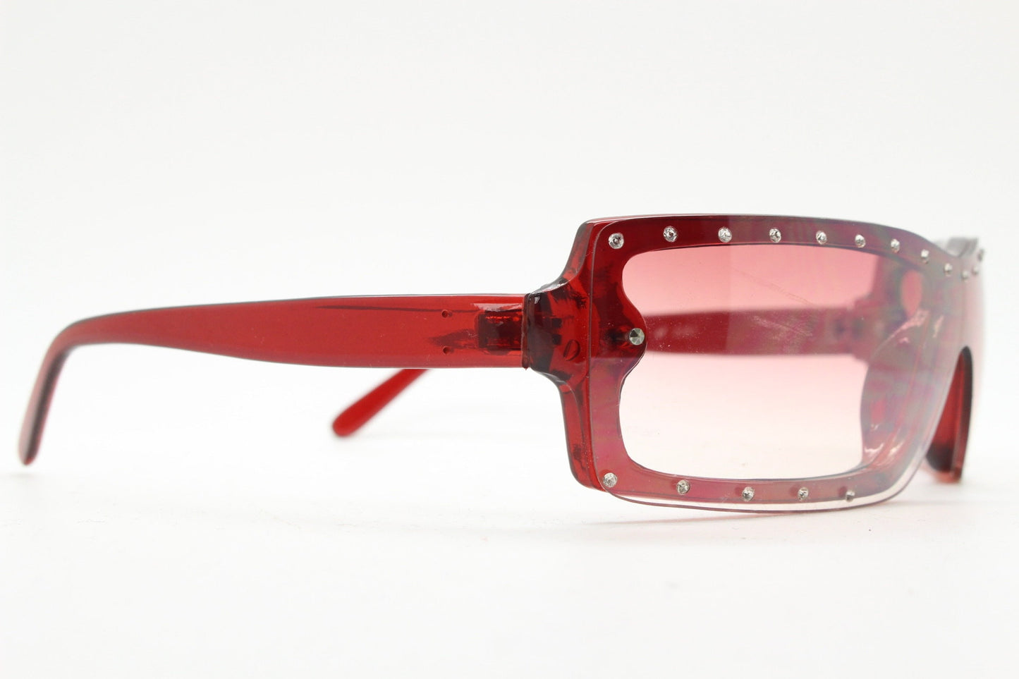 Y2K vintage shield sunglasses with diamante. Red wrap around mini mask style with curved mono lens. 2000s unused NOS. Visor